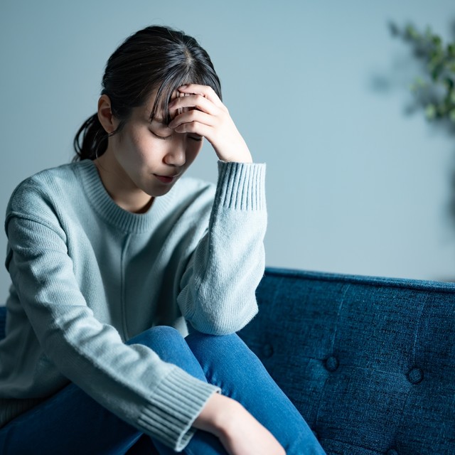止まらない1人反省会　※画像はイメージです（ponta1414/stock.adobe.com）