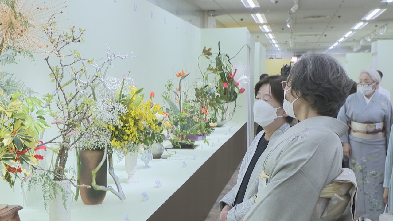 全国26流派の生け花作品を展示 「日本いけばな芸術中国展」15年ぶりに