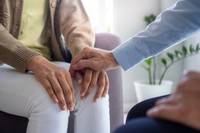 精神疾患でも障害年金を受給するには？　※イメージ画像（Shisu_ka/stock.adobe.com/）