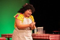 沖縄吉本のタレントでもある妻「新婚さんいらっしゃい！」8月10日放送回より（ｃ）ABCテレビ