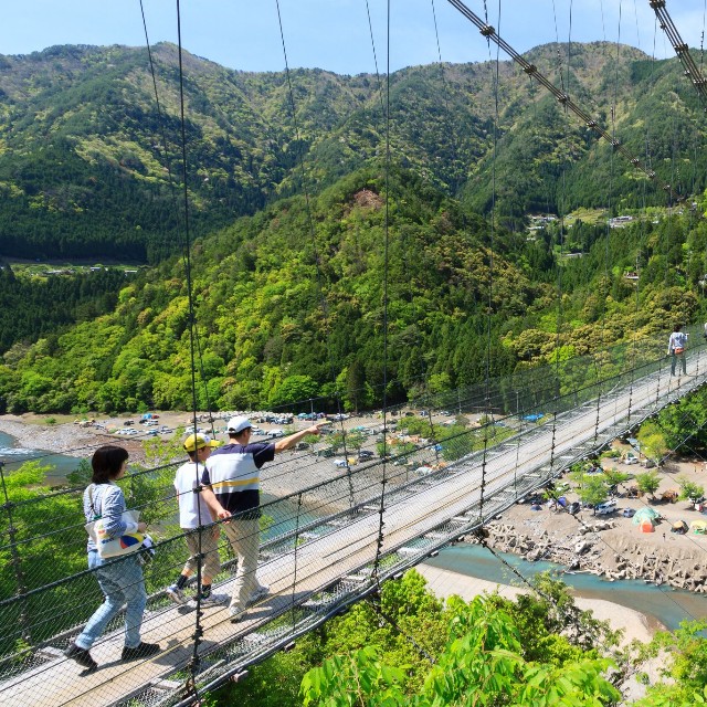 十津川村の吊り橋／奈良県十津川村 広報班　公式Xより