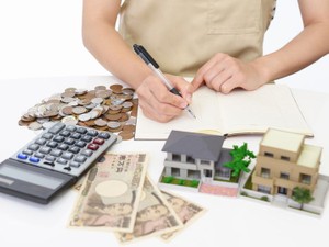 土地を相続した場合の名義変更や売却の注意点　手続きの流れを解説