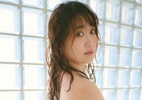 「FLASH」（25年5月27日発売号）の袋とじに登場するキンタロー。　キンタロー。のX（@Kintalo_）より＝写真・熊木 優（io）©︎KOBUNSHA