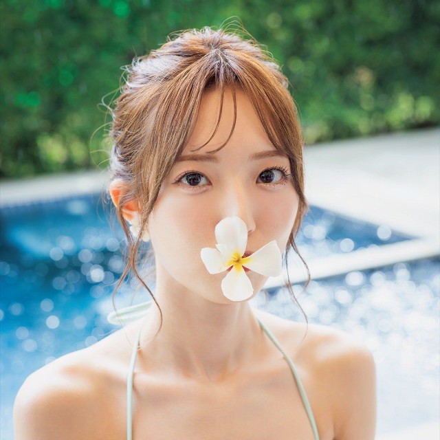藤本冬香1st写真集『無防備な私』（C）KADOKAWA	PHOTO/田中智久