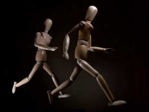 操り人形にされ、拷問のような体育授業。友達は「楽しそう」と言った