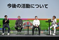 リアルイベント「ウイコレ FAN TOURNAMENT」に登場した（左から）カカロニ・すがや、山崎弘也、有田哲平、カカロニ・栗谷