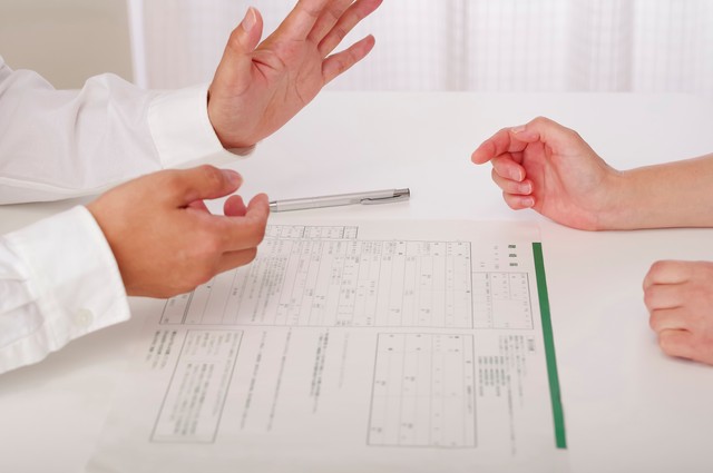 離婚を切り出されたら…(琢也 栂/stock.adobe.com)