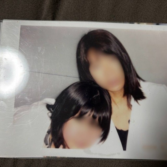 母と過ごした日々の写真は、今も手元で大切に保管している