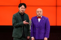 「第九回 上方漫才協会大賞」で文芸部門賞を受賞したシシガシラ・浜中英昌（左）と脇田