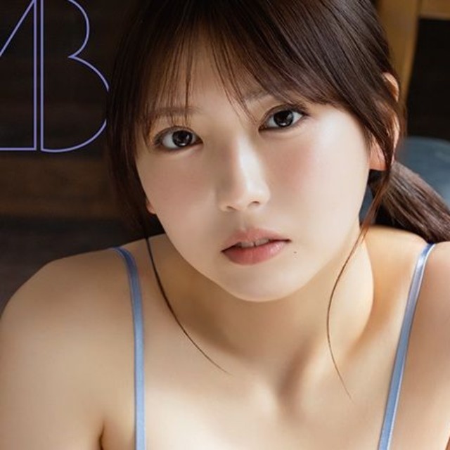 『BOMB Love Special 2026』の表紙を飾った沢口愛華さん