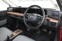 ホンダ「Honda e」（提供：norico by ガリバー）