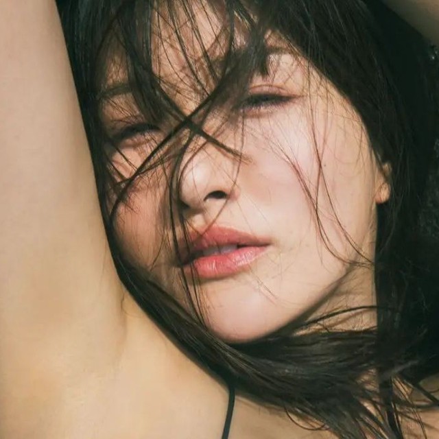 原つむぎ写真集「Bloom」（ワニブックス）より＝撮影・TOYO