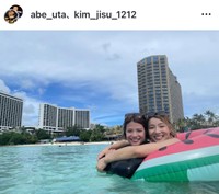 （阿部詩公式インスタグラムより）