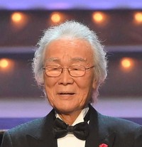 菅原洋一さん（2022年）