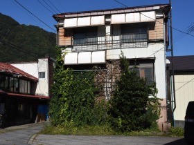 民家などに少なくとも20匹の猫の死骸　飼い主と「連絡取れず」