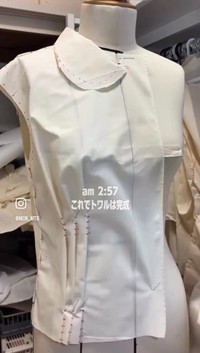 仮縫いの見本が完成したのは午前3時前／松葉萌々子さん（@mok_mtb）提供