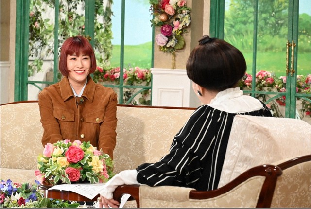 10月10日放送の「徹子の部屋」に出演したIMALUさん＝テレビ朝日提供
