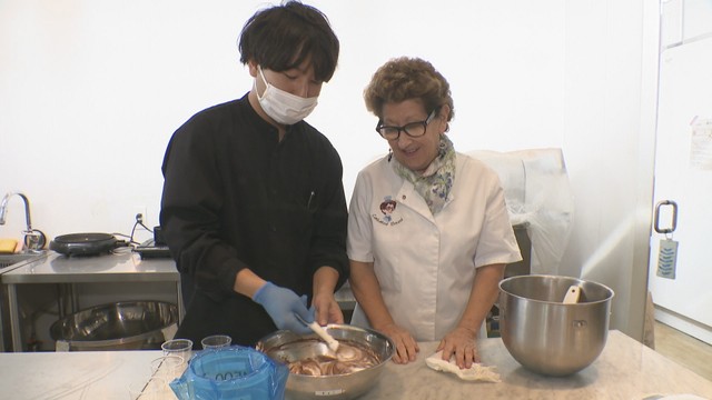 香川県まんのう町の会社がフランスのパティシエと新商品を開発　チョコレート事業を成功させ「誰もが働ける場所」を