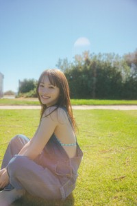 川栄李奈 1st写真集「youphoria」（主婦と生活社）より＝撮影：東京祐