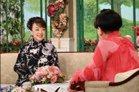 「徹子の部屋」   黒柳徹子(右)、ジュディ・オング＝テレビ朝日提供