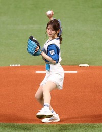 きれいなフォームから投げ込むひみぃ