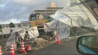 強風の影響（岡山）工事現場で足場崩れる　交通機関も乱れ