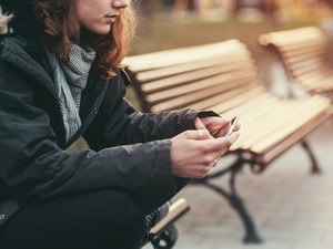 ほめられたい、でも期待は重荷　「承認欲求」に縛られる若者たち