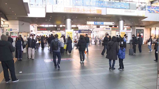 JR高松駅　午前11時30分ごろ
