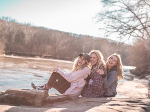 群れをなし、同盟を組み、自分が物語の主人公。女子校出身ぽさが苦手