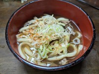 初めて食べたロードキルされてしまったたぬきを使ったたぬきうどん（提供：奇食崇拝者🤤Rikutoさん）