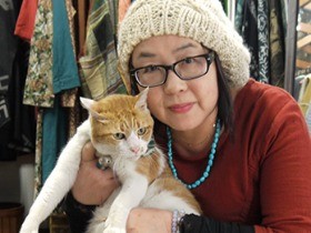 個性的な３匹の猫が闊歩する優良店