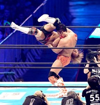 デスティーノを決める内藤哲也＝2024年1月4日撮影