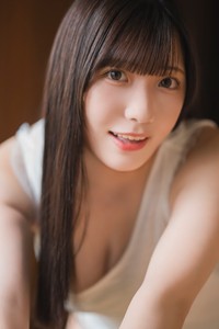 小日向優花デジタル写真集『純白』（発行：wunder publishing house 撮影：やすいきしょう）