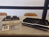 見つかったショーケース（こちら金貨販売本舗提供）