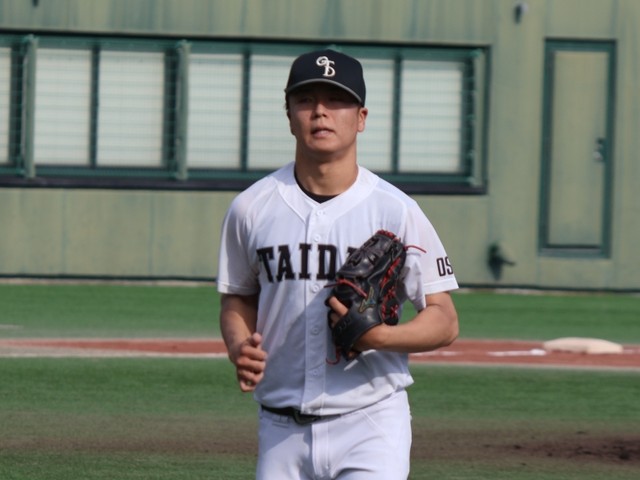 大阪体育大学　野球　ブイジャン　L 値下げ交渉可 野球 - 大阪体育大・高田純誠 あの夏を知るからこそ今がある 右腕が