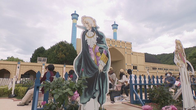 華麗に咲き誇る「ベルばらガーデン」　レオマリゾートにオープン　香川