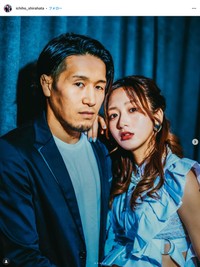 2022年12月に結婚と第1子妊娠を発表した白幡いちほさん（右）。夫で格闘家の木内“SKINNY ZOMBIE”崇雅さんと2ショット披露（白幡いちほさんのインスタグラムから）