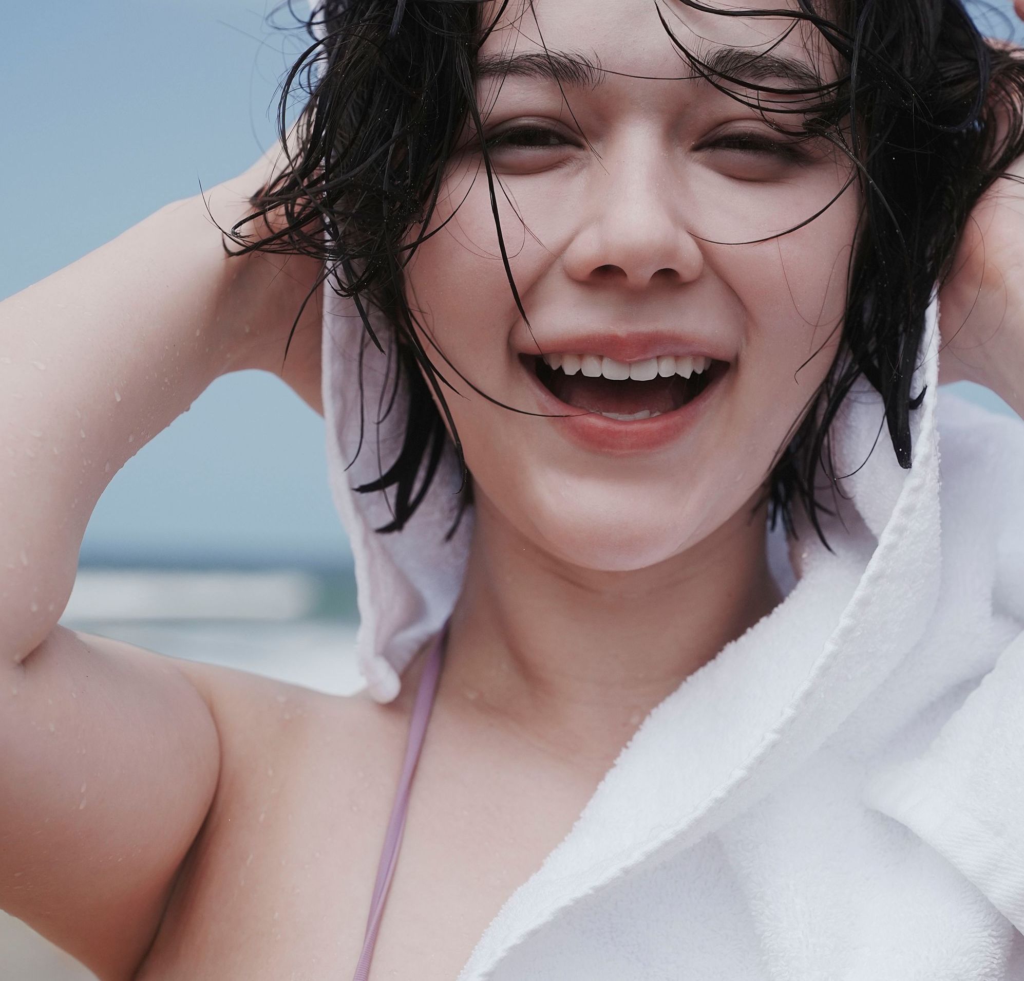 村重杏奈 27歳のオトナな写真集「おじさんにはかなり刺激的」「女の子