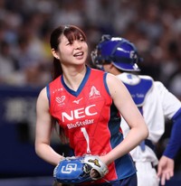ファンにごあいさつ