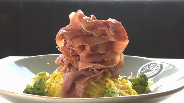生ハムがそびえ立つ!?　欲望を満たす「のせ放題パスタ」などこだわりパスタを紹介　岡山・香川【ほっとマルシェ】