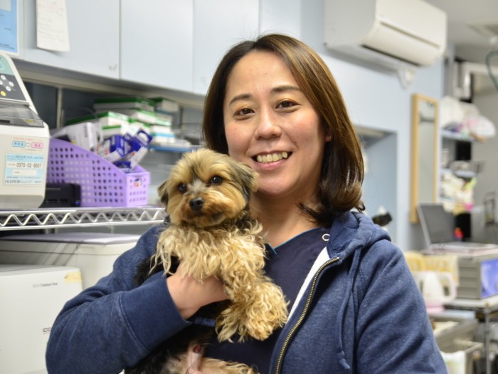 数年前に結婚し、現在の本名は玉野。職場では旧姓の高藤で活躍。公私ともに充実