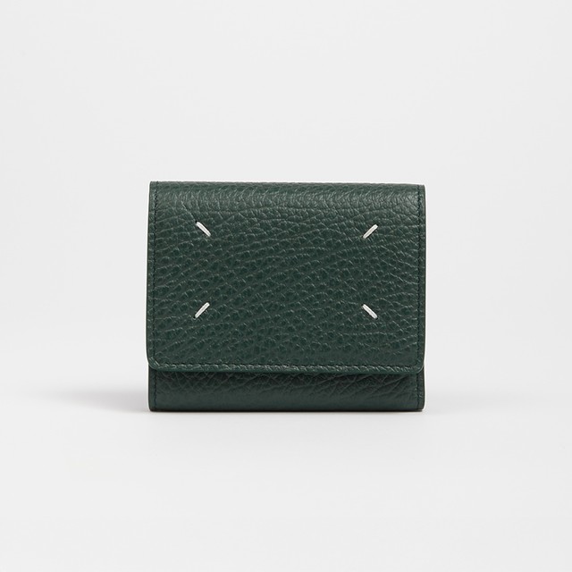 新年度に向けて新調したい“春財布” おすすめ20選<br>【メゾン マルジェラの三つ折り ウォレット】