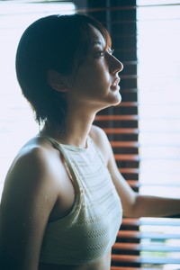 「SAUNA BROS.vol.12」（東京ニュース通信社刊）の表紙を飾った武田玲奈