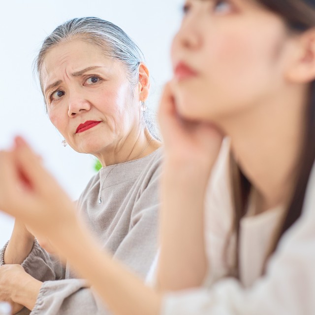 共働きのために子どもを保育園に預けることが可哀そうという義母　※画像はイメージです（maru54/stock.adobe.com）