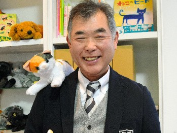 「なでなでねこちゃん」　社長の挫折から生まれたヒット商品