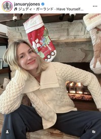 ジャニュアリー・ジョーンズのインスタグラム＠januaryjonesより