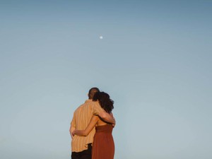 安定した結婚生活だけど、相手のことが好きすぎて辛い「恋愛」も楽しみたかった