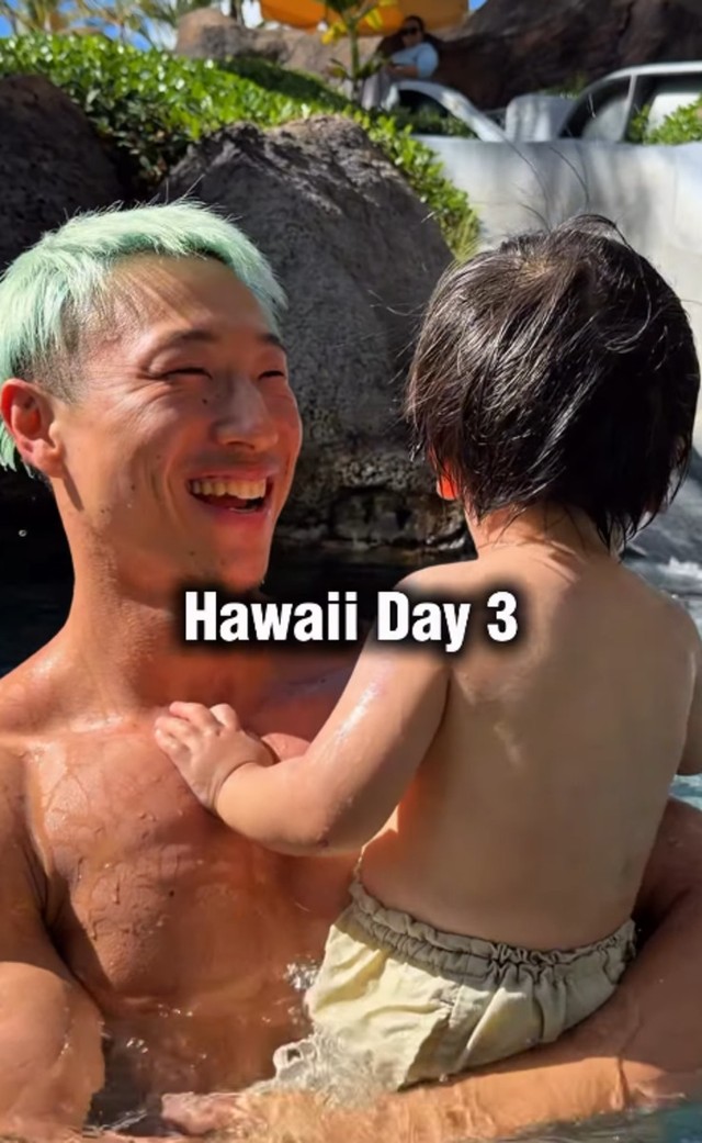 最近の緑ヘアは受けて入れているという息子／ちびすけさん（@ayusuke_fam）提供