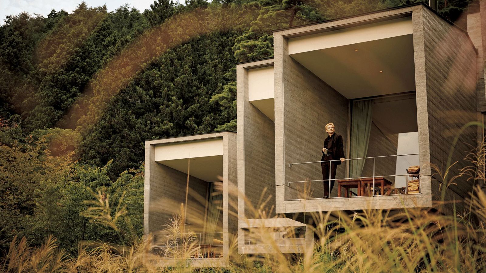 星のや富士にて、自身を顧みて、未来を見据える<br>町田啓太と過ごす、豊かな森の時間。［前編］