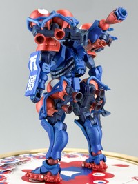 背面から見たミャクミャクザク（提供：がんばすさんさん）